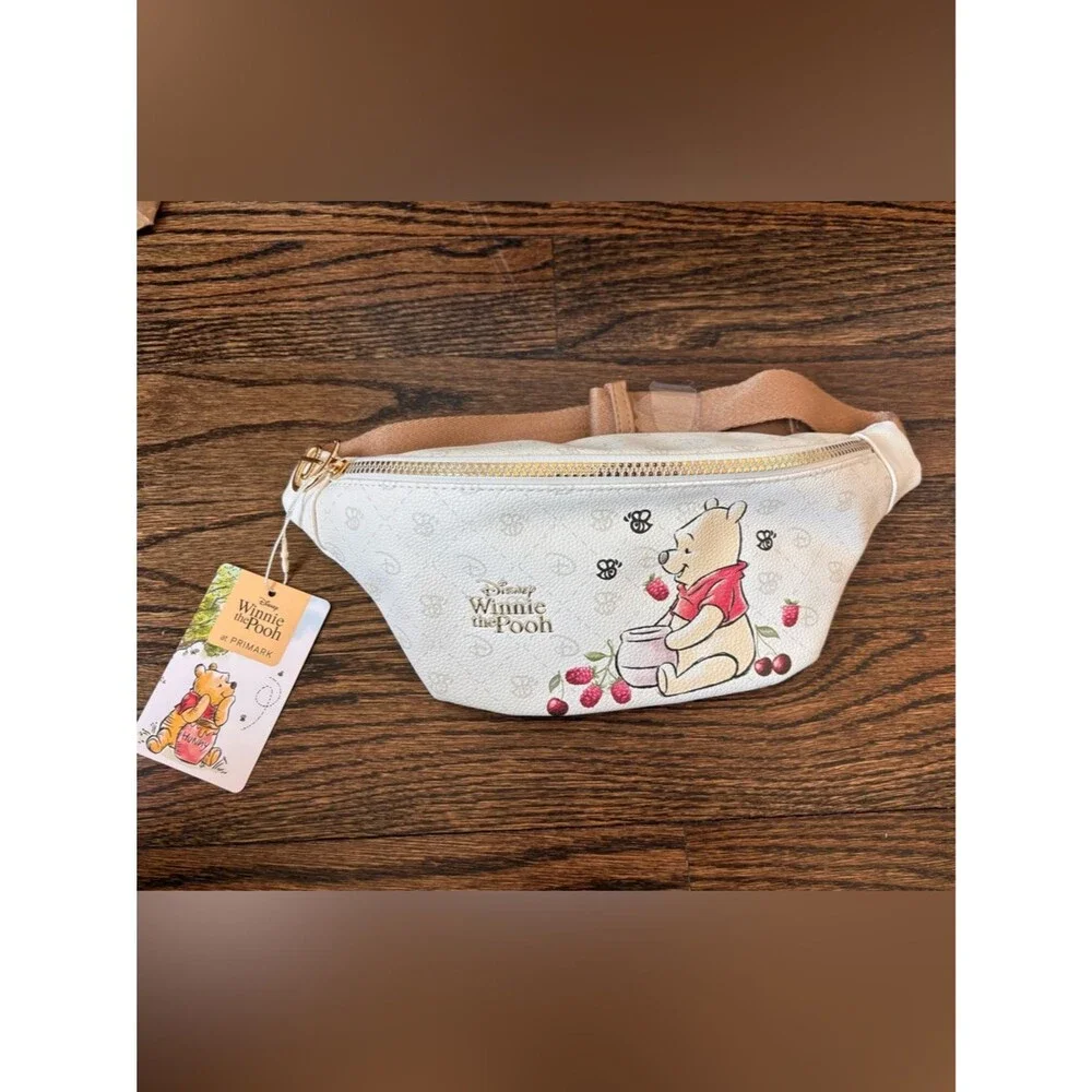 Disney Winnie the Pooh Cream Fanny Pack Waist Bag Crossbody Bag Brand New